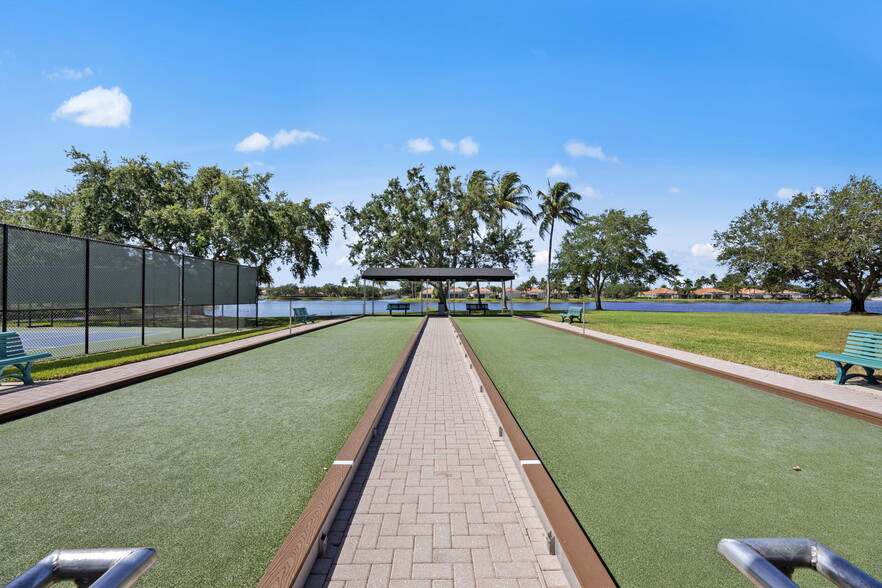 Building Photo - 4748 San Carlo Ct