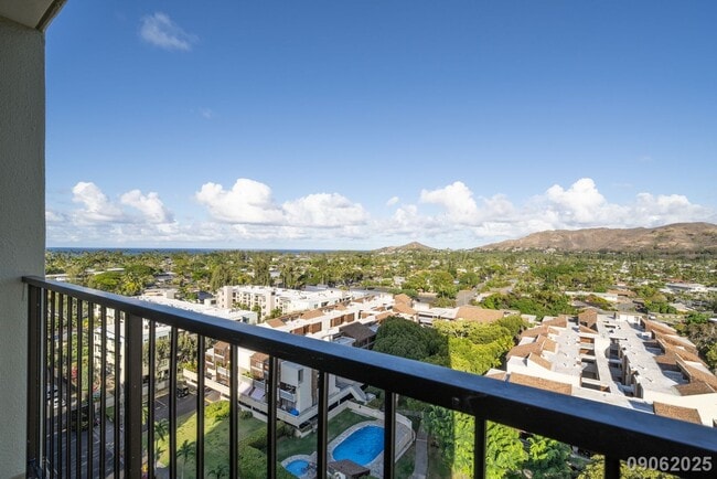 Building Photo - 2BR | 2BA | $4,000 | Move-In Ready! Windwa...