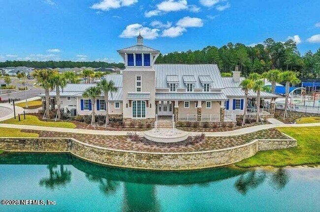 Building Photo - 70 Golden Fern Dr