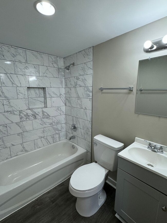 Building Photo - COMPLETLY RENOVATED 3-Bedroom
