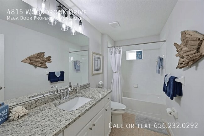 Building Photo - 4815 Woodbrook Dr