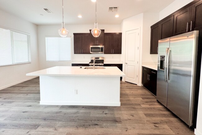 Building Photo - 3Bed/2Bath Home In Cave Creek! JOIN THE WA...
