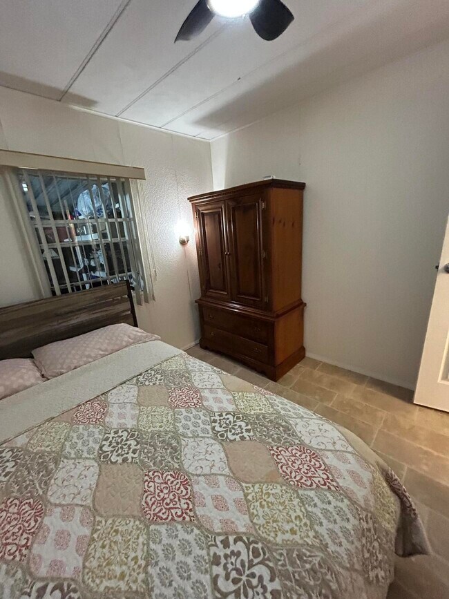 Building Photo - 12375 S Military Trl