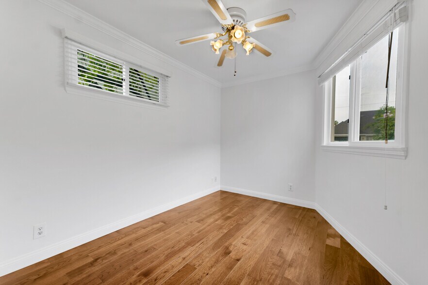 Building Photo - 4722 Forman Ave
