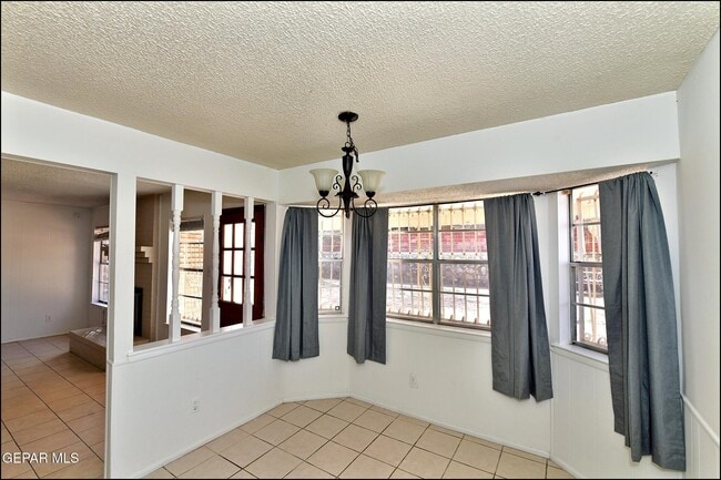 Building Photo - 3565 Breckenridge Dr