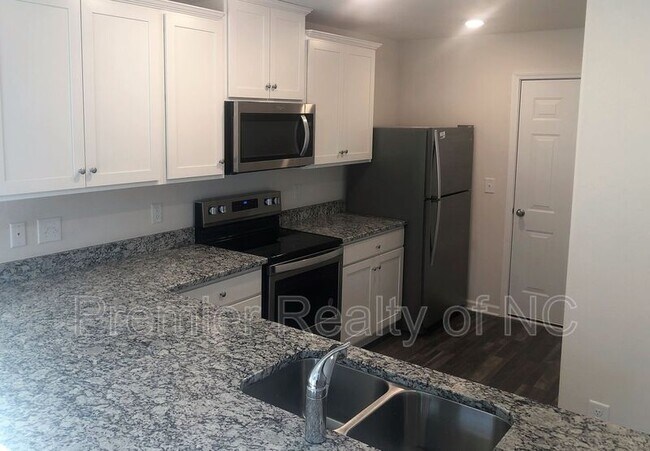 Building Photo - 3994 Meredith Woods Ln