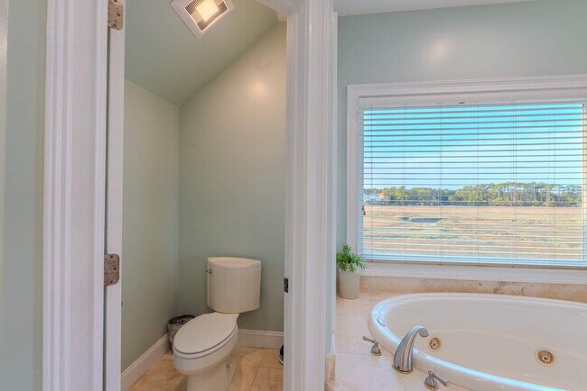 Building Photo - 87 Singleton Beach Rd