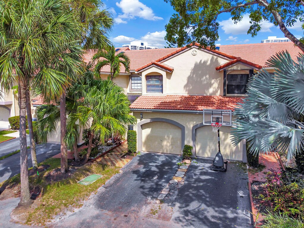Building Photo - 3501 Magellan Cir