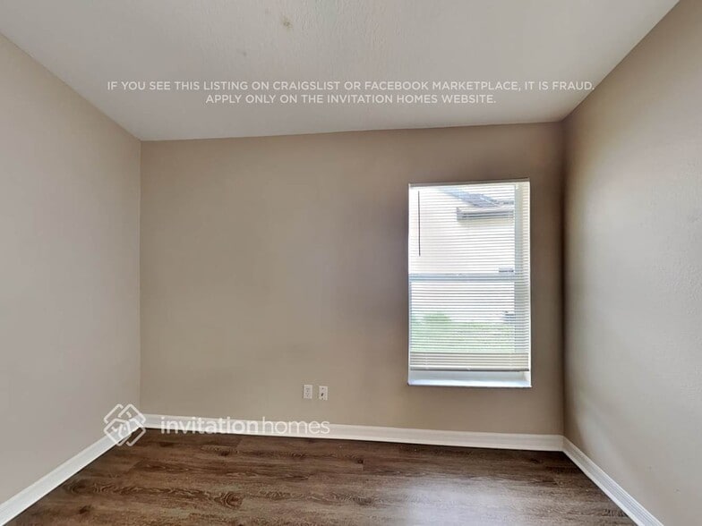 Building Photo - 723 Berwick Dr