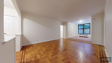 Building Photo - 124 E 24th St
