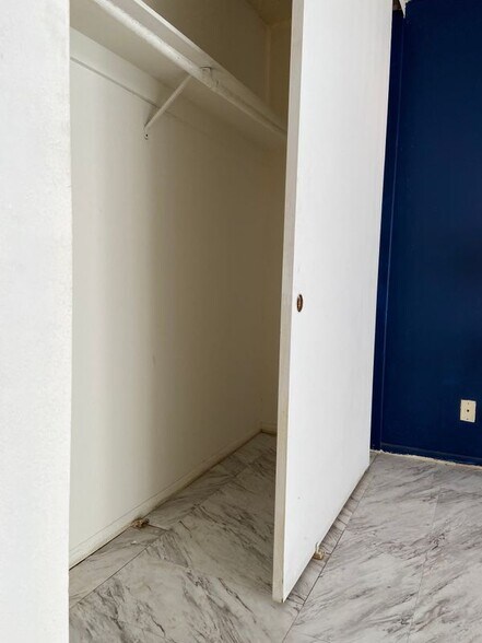 Building Photo - 9645 Spyglass Ave