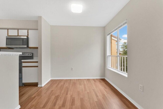 Building Photo - 2321 NW 33rd St