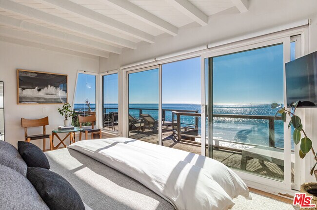 Building Photo - 42602 Pacific Coast Hwy