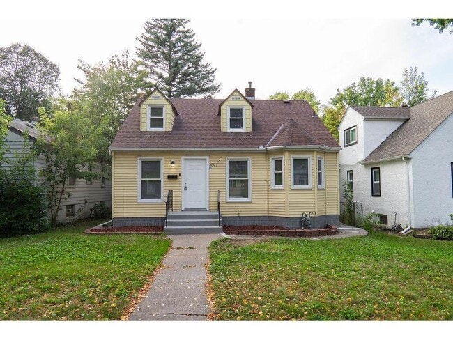 Building Photo - 3507 N Logan Ave