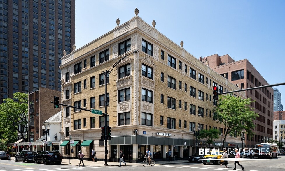 Building Photo - 1164 N Dearborn