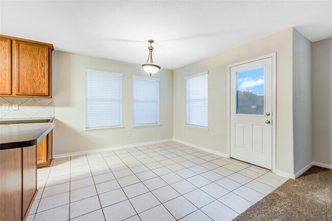 Building Photo - 3710 Banyan Wood Way