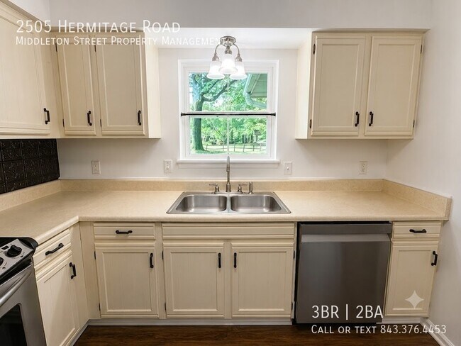 Building Photo - 2505 Hermitage Rd