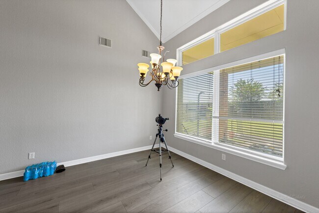 Building Photo - 27923 Barberry Banks Ln