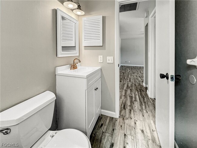 Building Photo - 18660 Miami Blvd