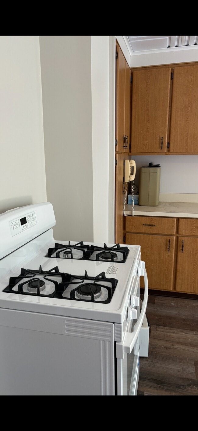 Building Photo - 21 Hertz Ct