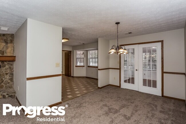 Building Photo - 295 Summertown Dr