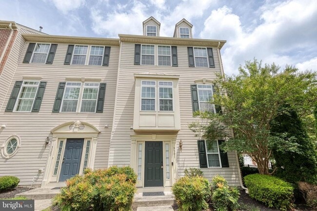 Building Photo - 9301 Paragon Way