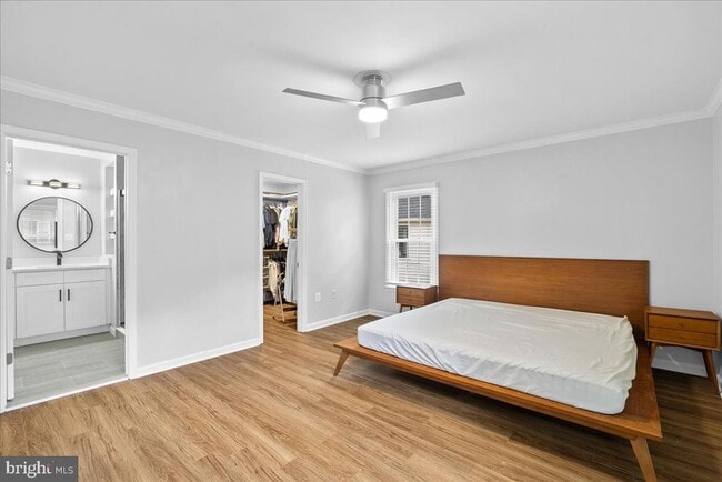 Building Photo - 9303 Macswain Pl