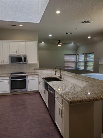 Building Photo - 8513 Viridian Ln