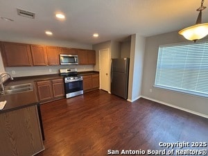 Building Photo - 11039 Barclay Point