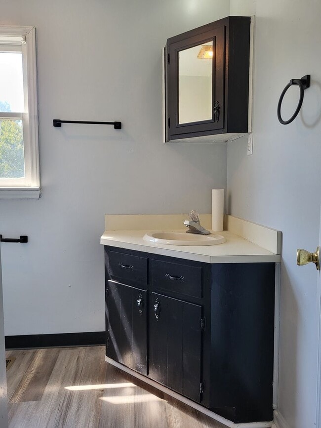 Building Photo - 3 bedroom home in Maiden