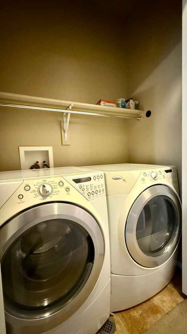 Building Photo - Spacious & Modern 3-Bedroom Townhome in The Vistas at Norwood