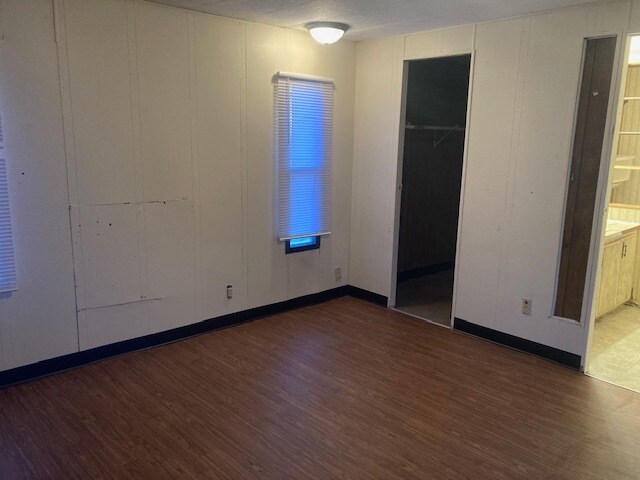 Building Photo - 2900 Grand Ave