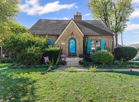 Building Photo - 1721 Southview Dr