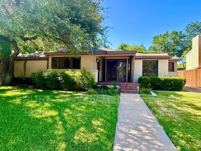 Primary Photo - 5721 El Campo Ave