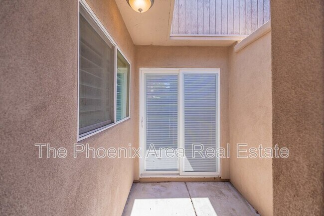 Building Photo - 93 N Cooper Rd
