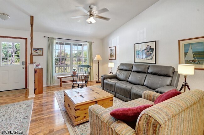 Building Photo - 3520 2nd Ave NE