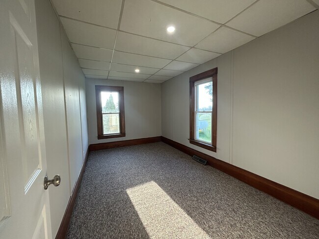 Building Photo - 6640 E Carson City Rd