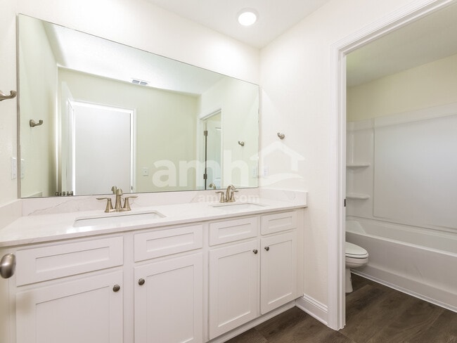 Building Photo - 96938 Blackrock Cv Wy