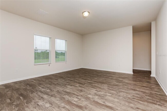 Building Photo - 2847 Neverland Dr