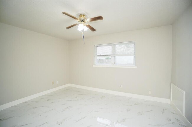 Building Photo - 11614 Brookledge Dr