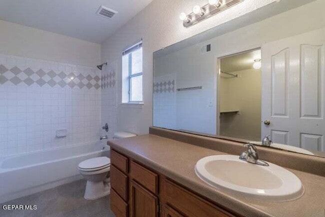 Building Photo - 4025 Tierra Morena Dr