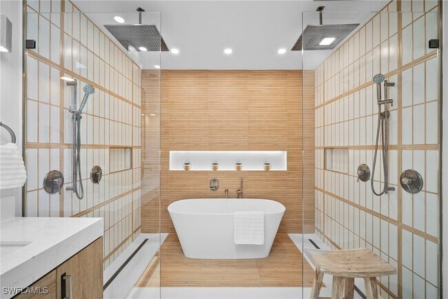 Building Photo - 504 Tierra Mar Ln E