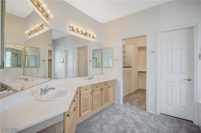 Building Photo - 57 Voltaire Ave