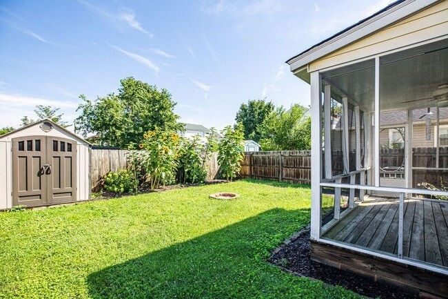 Building Photo - 407 Hawke St