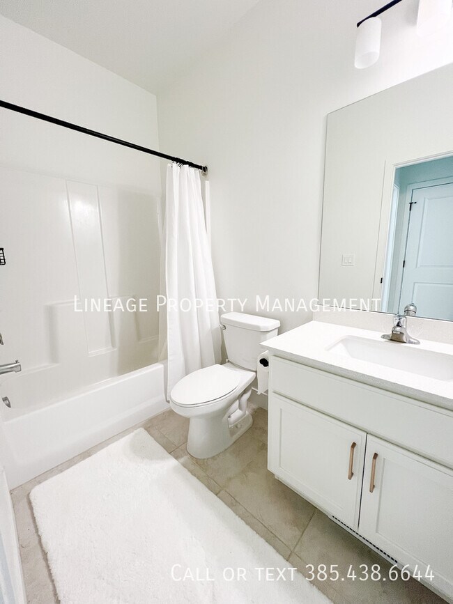 Building Photo - 543 S 1040 W