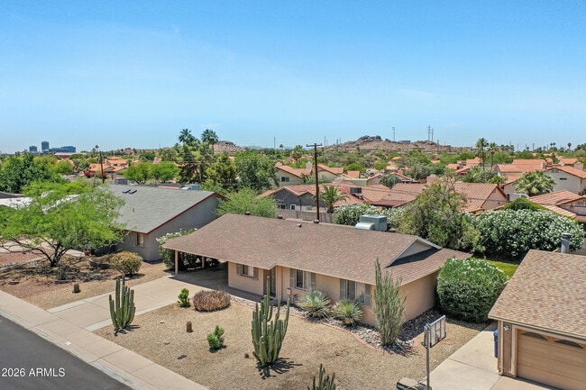 Building Photo - 1812 N McAllister Ave