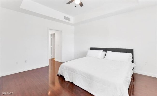 Building Photo - 47 E Agate Ave