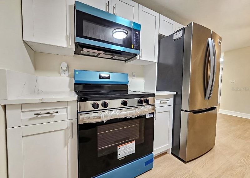 Building Photo - 8730 Sabal Way