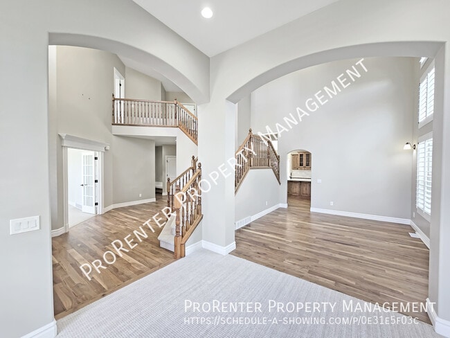 Building Photo - 843 Eaglepointe Dr