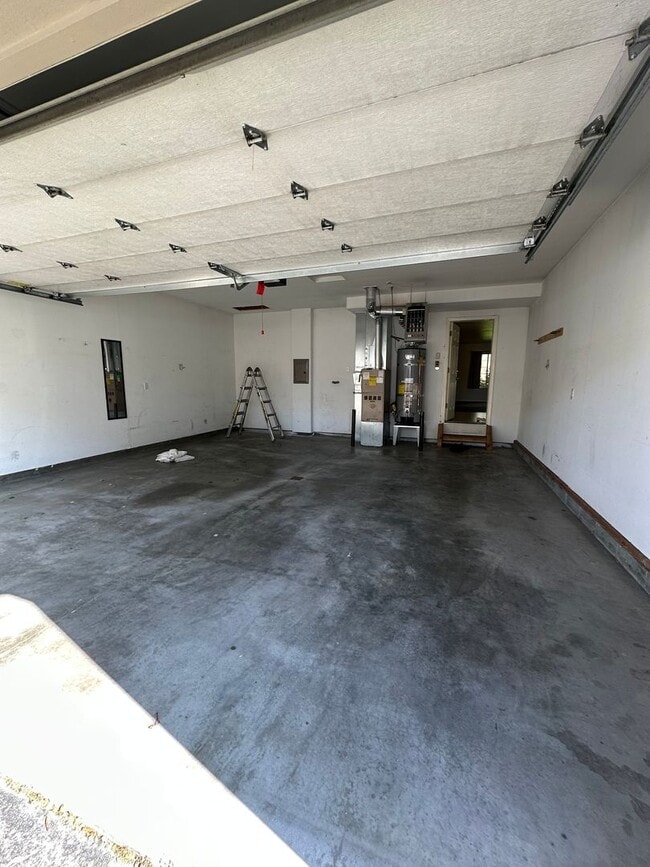 Building Photo - 3065 Leighton St